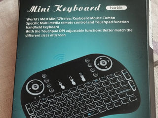 Беспроводная клавиатура I8 с подсветкой, 3 цвета. Новая
