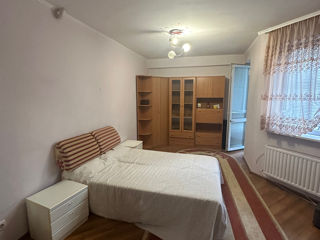 Apartament cu 2 camere, 70 m², Ciocana, Chișinău foto 3