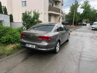 Volkswagen Passat foto 3