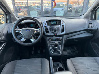 Ford Tourneo Connect foto 8