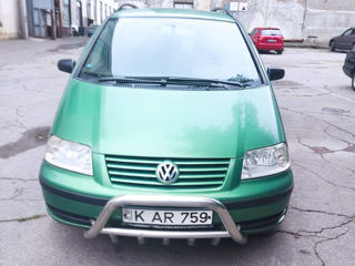 Volkswagen Sharan foto 1