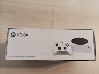 Xbox Serie S cu 3 luni Game Pass foto 2