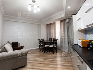 Apartament cu 2 camere, 87 m², Botanica, Chișinău foto 5