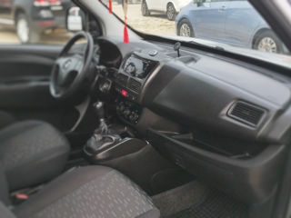 Opel Combo foto 2