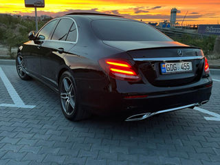 Mercedes E-Class foto 5