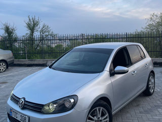 Volkswagen Golf foto 1