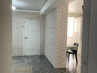 Apartament cu 1 cameră, 50 m², Buiucani, Chișinău foto 1