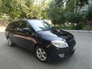 Skoda Fabia фото 4