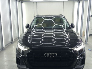 Audi Q8 foto 4