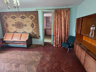 1-комн. кв., 50 м², 5/5 эт.