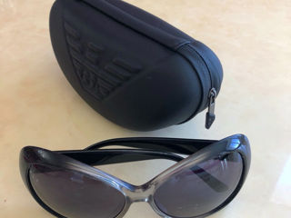 Ochelari de soare Emporio Armani. foto 2