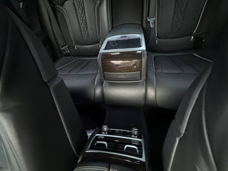 BMW 7 Series foto 6