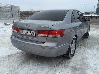 Hyundai Sonata foto 5