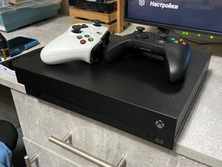 Продам Xbox X 1tb foto 1