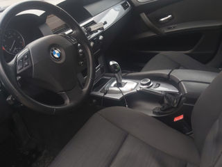 BMW 5 Series foto 7