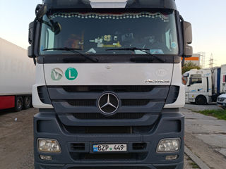 Mercedes Actros foto 2