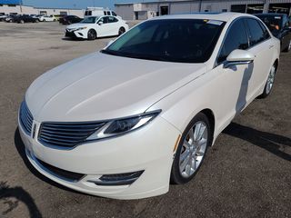 Lincoln MKZ foto 1