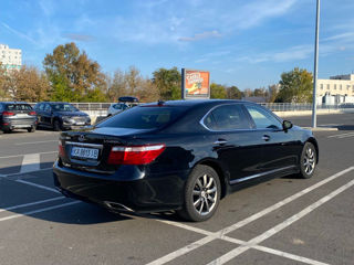 Lexus LS Series foto 5