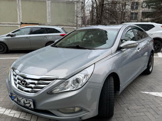 Hyundai Sonata foto 2