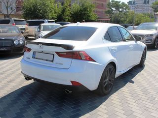 Lexus IS Series foto 10