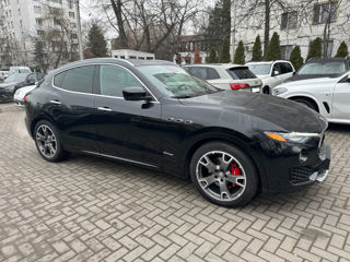 Maserati Levante foto 3