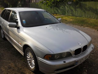 BMW 5 Series foto 7