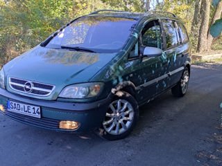 Opel Zafira foto 3