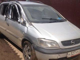 Opel Zafira foto 8