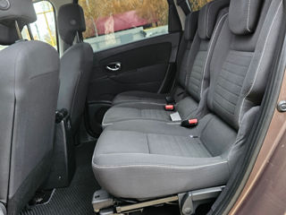 Renault Grand Scenic foto 8