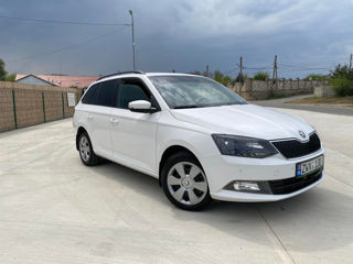 Skoda Fabia foto 1