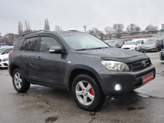 Toyota Rav 4 foto 3