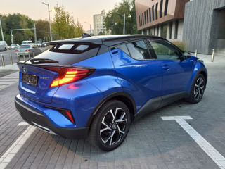 Toyota C-HR foto 4