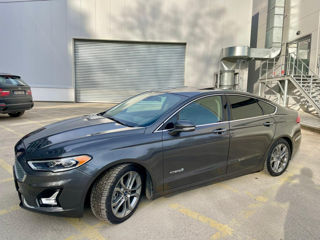 Ford Fusion foto 9