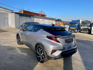 Toyota C-HR foto 3