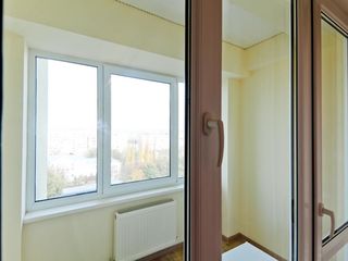 Apartament cu 2 camere, 70 m², Centru, Chișinău foto 8