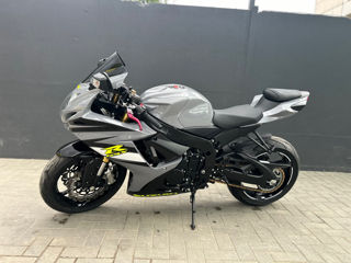 Suzuki GSX-R 750 foto 2