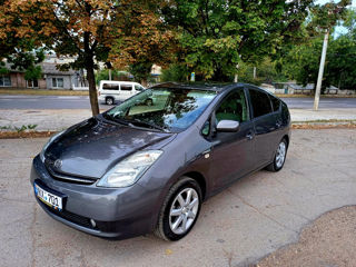 Toyota Prius foto 1