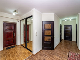 Apartament cu 3 camere, 100 m², Centru, Chișinău foto 3