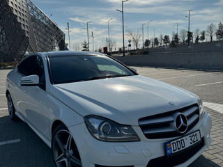 Mercedes C-Class Coupe фото 0