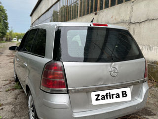 Opel Zafira B 1.9cdti foto 4