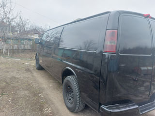 Chevrolet Express foto 4