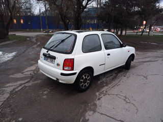 Nissan Micra foto 4