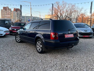 Volkswagen Passat foto 3