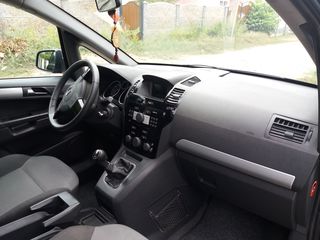 Opel Zafira foto 7