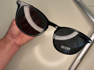 Ochelari noi de soare Hugo Boss ! Stilate și originale !