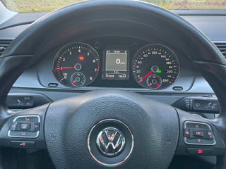 Volkswagen Passat foto 7