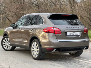 Porsche Cayenne foto 4