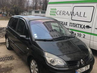 Renault Scenic foto 2