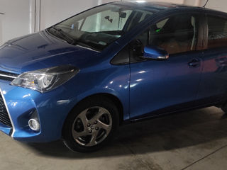 Toyota Yaris foto 2