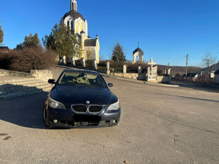 BMW 5 Series foto 2